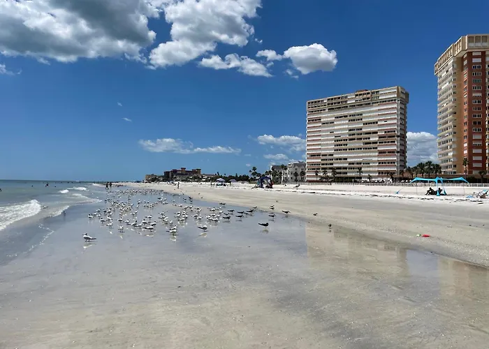 Beachside 1 Bedroom Condo-Motel